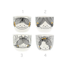 Load image into Gallery viewer, Pot Face 8.5x8.5x7.5cm
